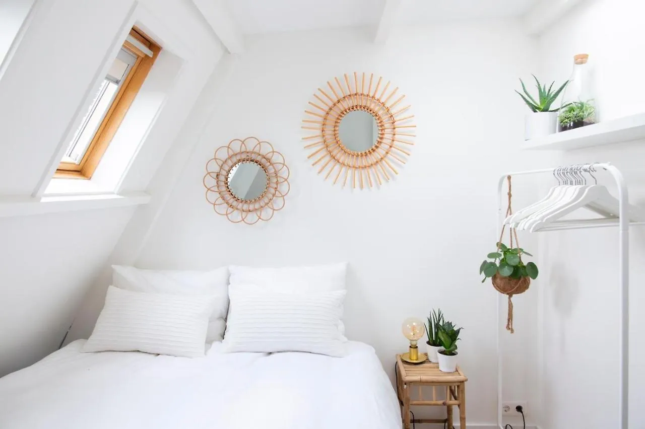 Apartment Trendy 2 Bedroom Accommodation On Perfect Location Amsterdam