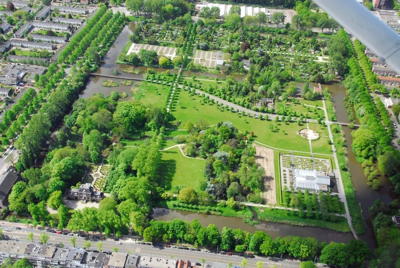 Trendy 2 Bedroom Accommodation On Perfect Location Amsterdam